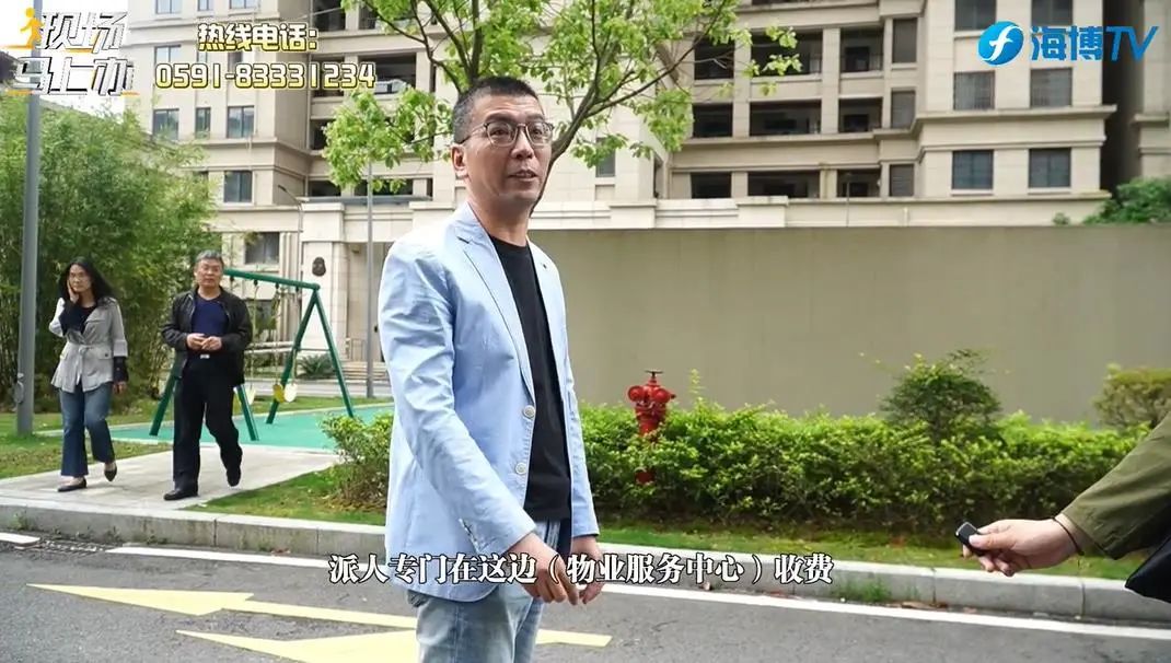 DƬ